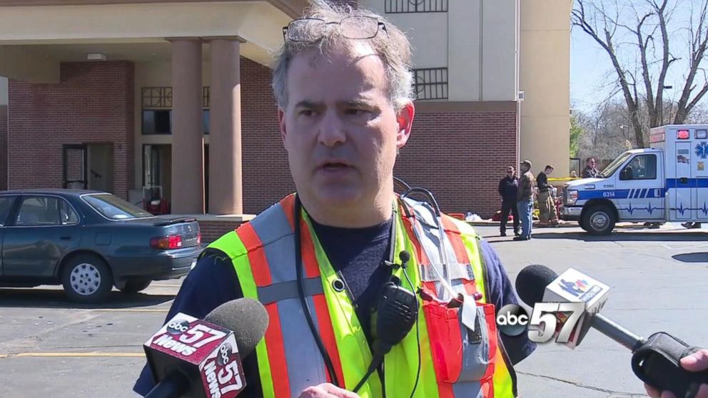 PHOTO: Officials said the children were found unconscious and unresponsive in the indoor-pool area of a Niles, Michigan, hotel.