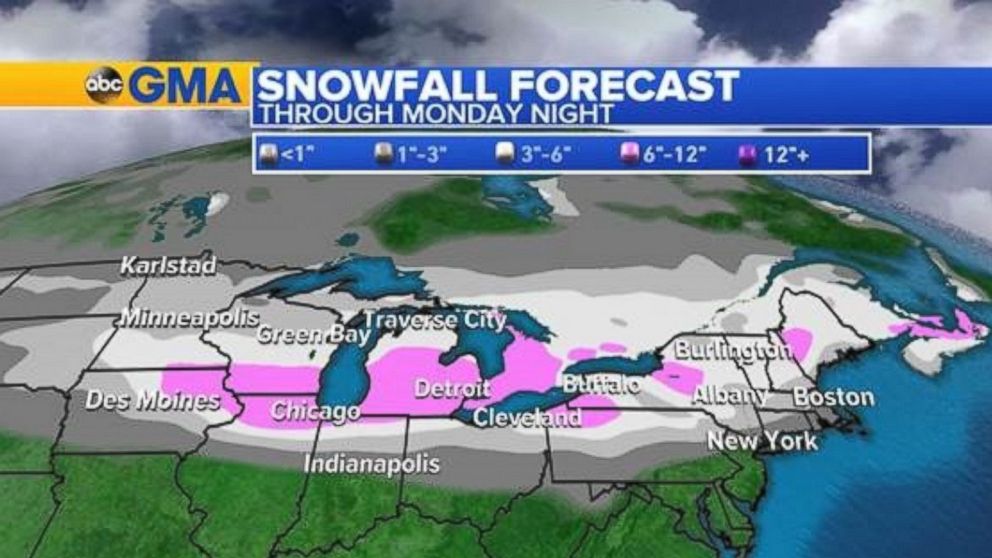 PHOTO: The snowfall forecast from Saturday through Monday night shows a bull's eye of 6 inches or more of snow from eastern Iowa all the way to western New York.