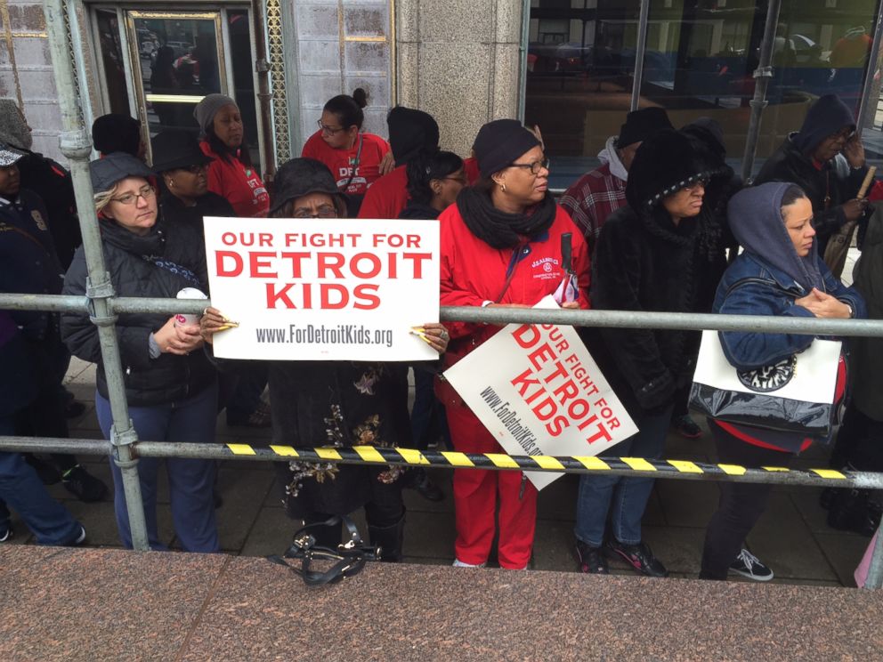 PHOTO: Over 90 schools in Detroit were closed after teachers called a "Sick Out" day, May 2, 2016.
