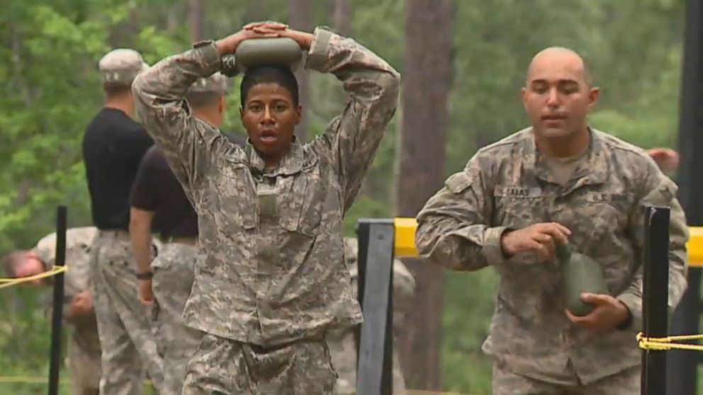 PHOTO: Trailblazing female soldiers attend the Army's Ranger School at Fort Benning, Ga.