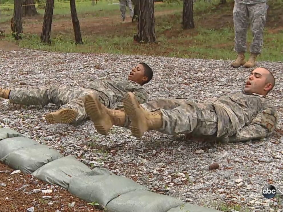 PHOTO: Trailblazing female soldiers attend the Armys Ranger School at Fort Benning, Ga.