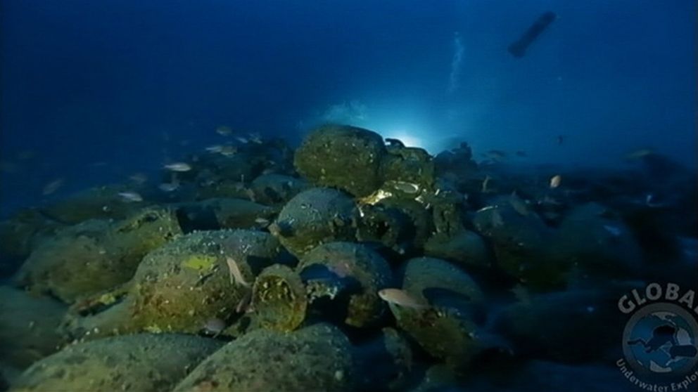 PHOTO: Divers have discovered cargo from an ancient shipwreck near the Aeolian Islands off the coast of Italy.