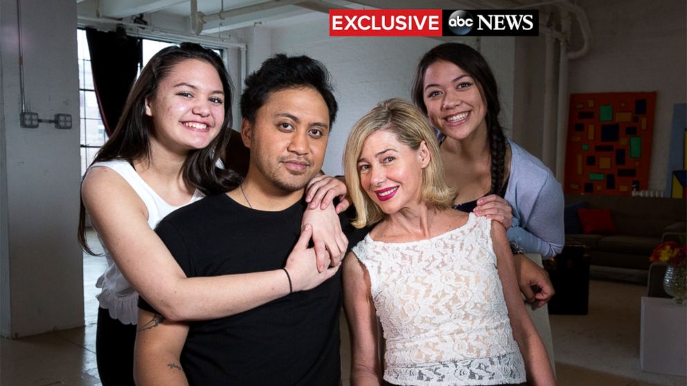 PHOTO: Mary Kay Letourneau Fualaau and Vili Fualaau are seen here with their two teenage daughters, Audrey and Georgia.
