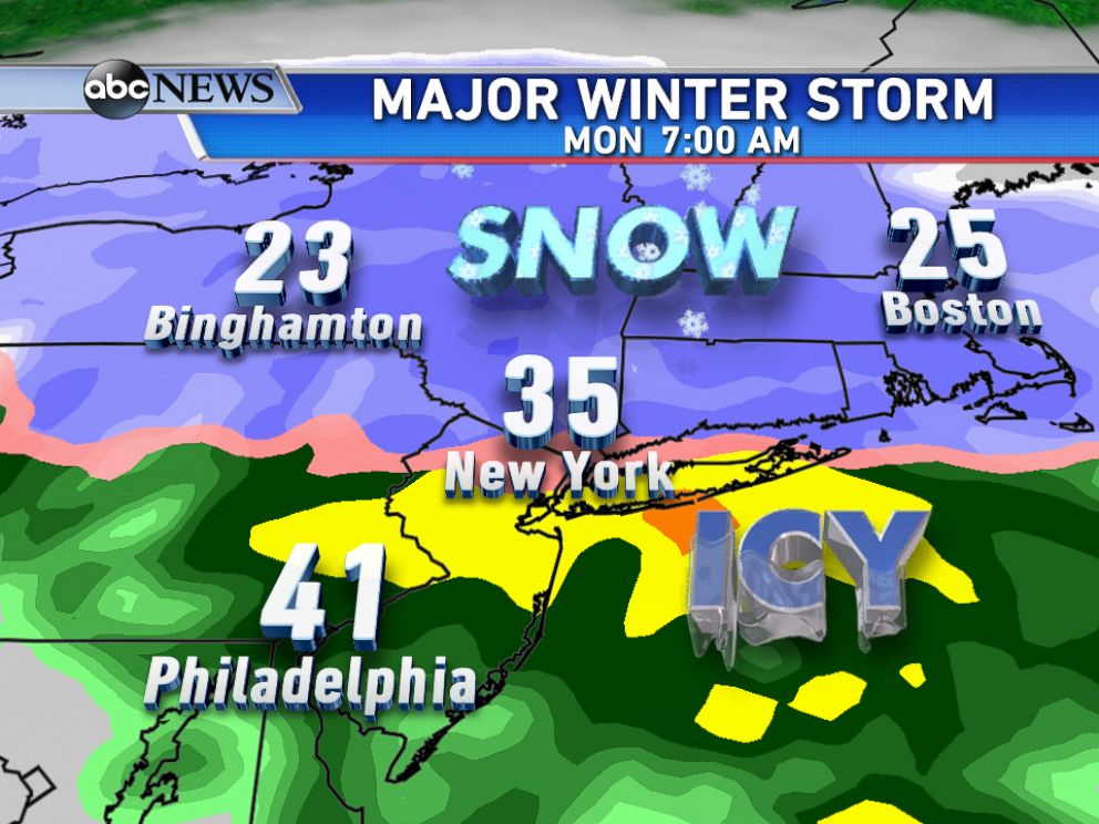 PHOTO: On Monday morning, heavy snow will be falling in New England with an icy mix of snow, sleet, and freezing rain farther south towards New York City.