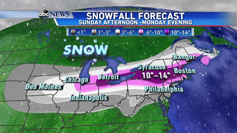 PHOTO: Updated snowfall forecast shows the highest snow totals are expected from the eastern Great Lakes to New England between Sunday afternoon and Monday evening.