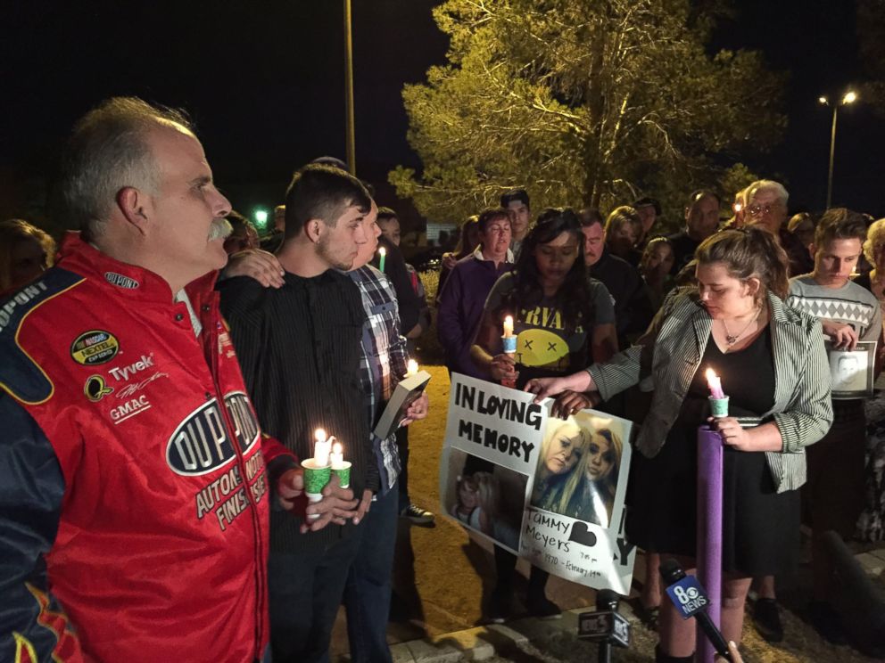 PHOTO: The family of the late Tammy Meyers held a candlelight vigil in Las Vegas Feb. 17, 2015 after Meyers was gunned down in what police are calling a road rage incident.