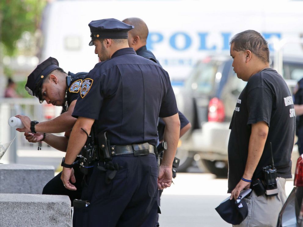 Scene of NYC officer killing caught on surveillance video - ABC News