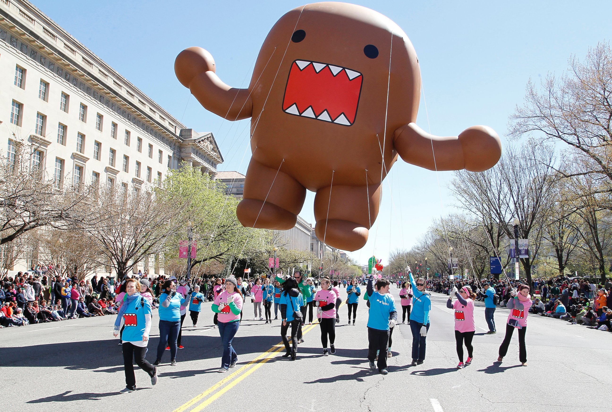 PHOTO: NHK WORLD TV's mascot Domo in balloon form during The National Cherry Blossom Festival Parade, April 8, 2017 in Washington.