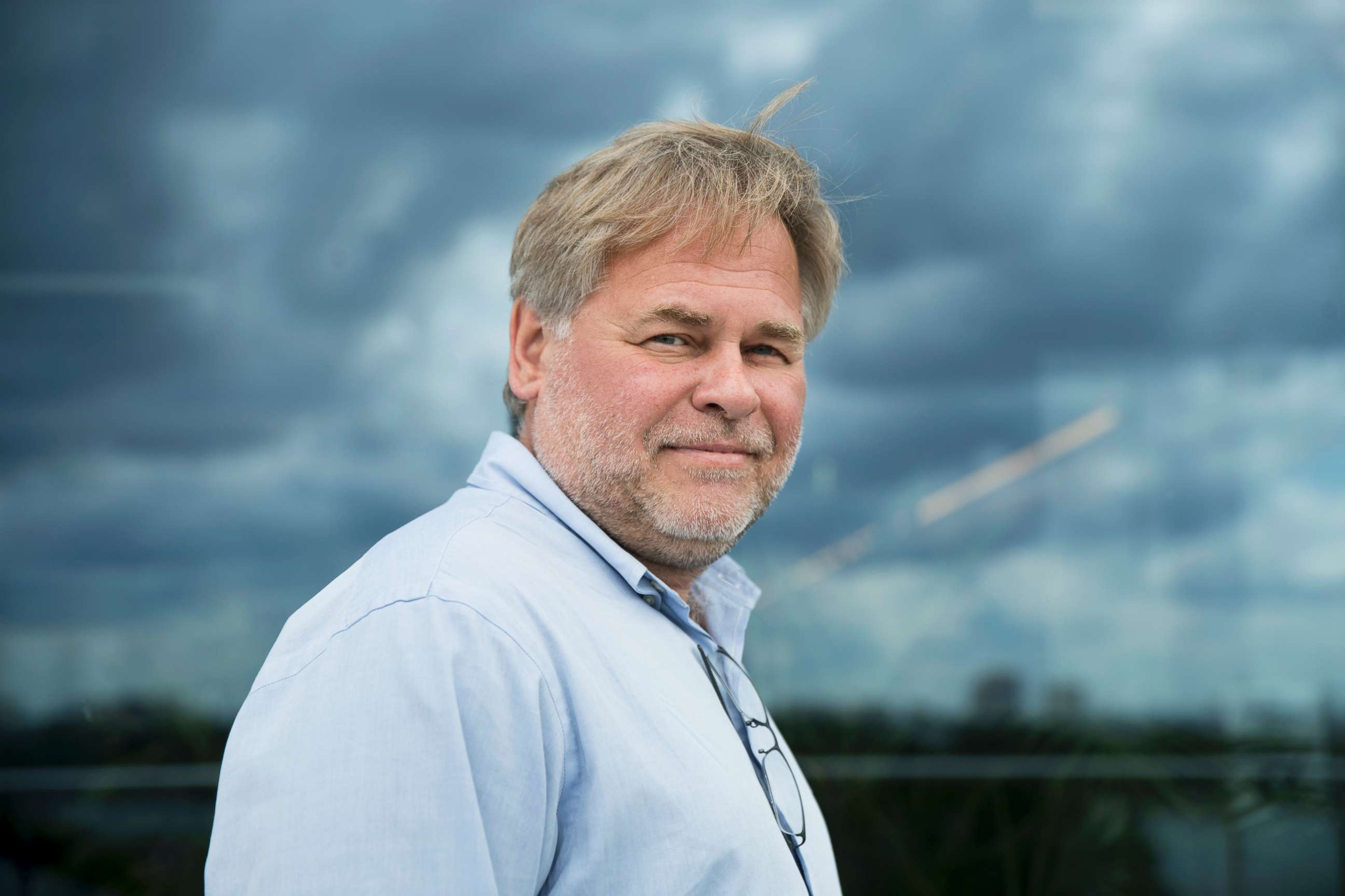 PHOTO: Eugene Kaspersky, Russian antivirus programs developer and chief executive of Russia's Kaspersky Lab, poses for a photo on a balcony at his company's headquarters in Moscow, July 1, 2017. 