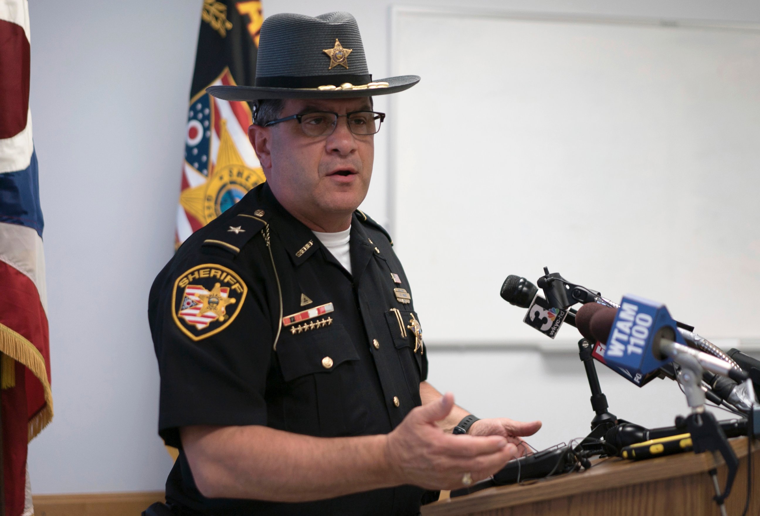 PHOTO: Stark County Sheriff George T. Maier speaks to reporters in Canton, Ohio, June 13, 2017.