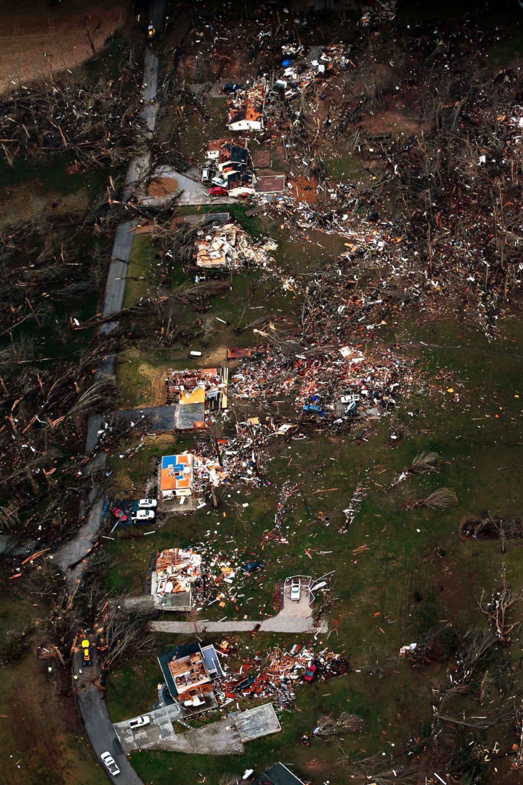 Tornadoes Tear Through Midwest Photos | Image #51 - ABC News