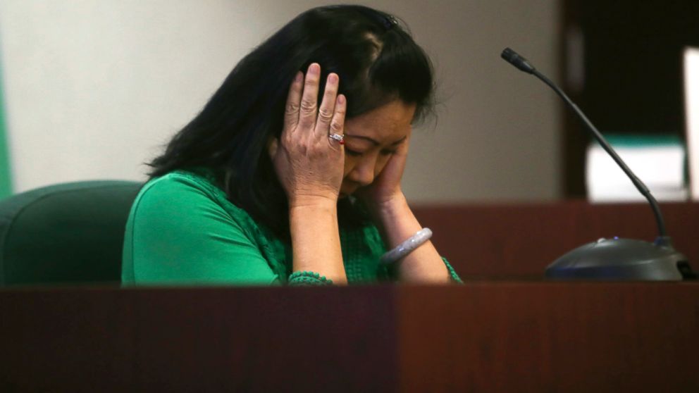 Joanna Turner, a witness, makes a gesture, Feb. 21, 2017, to describe how she saw Curtis Reeves react after shooting Chad Oulson during her testimony at a hearing in the case at the Robert D. Sumner Judicial Center in Dade City, Florida.