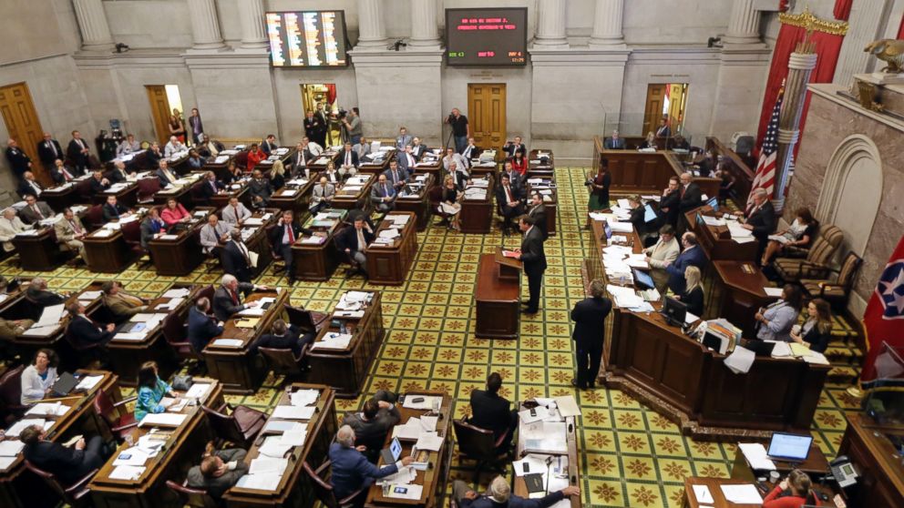 Tennessee Lawmakers Lose Bid to Make Bible the Official State Book ...