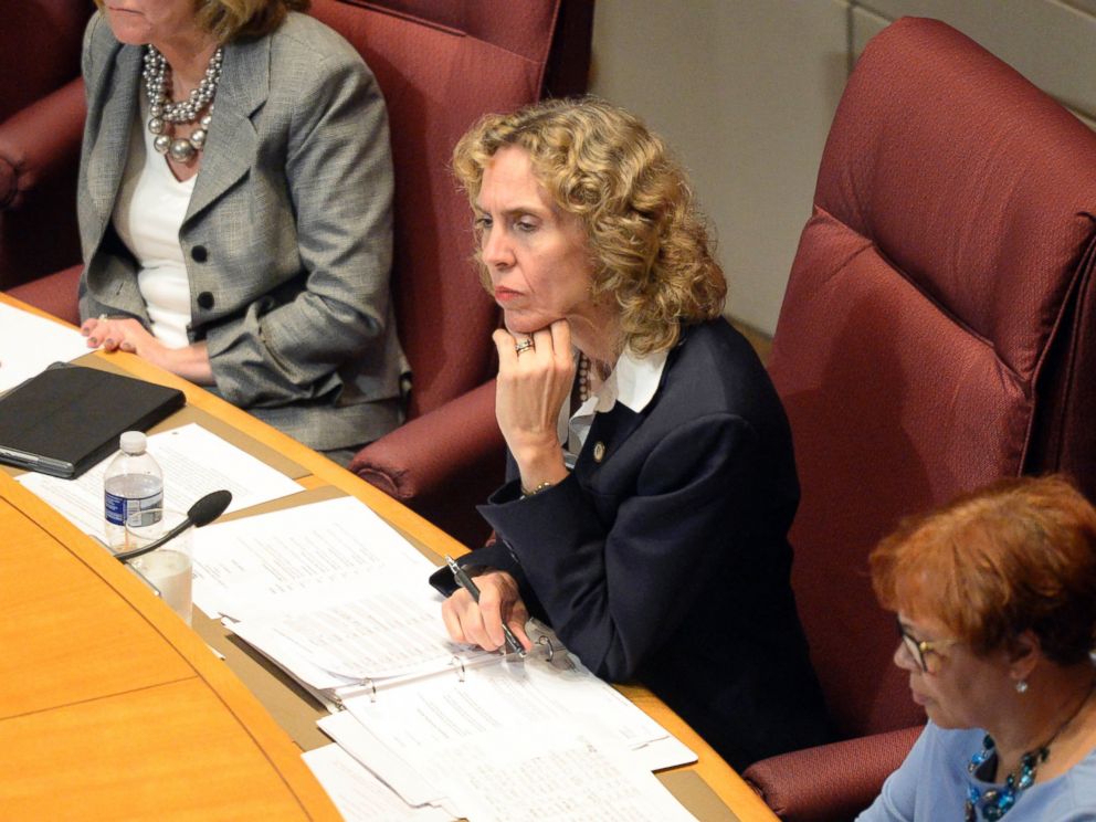 PHOTO: Charlotte Mayor Jennifer Roberts listens to a speaker at the Charlotte City Council meeting during time for public comments, mainly concerning last weeks shooting of Keith Lamont Scott, on Sept. 26, 2016, in Charlotte, North Carolina.