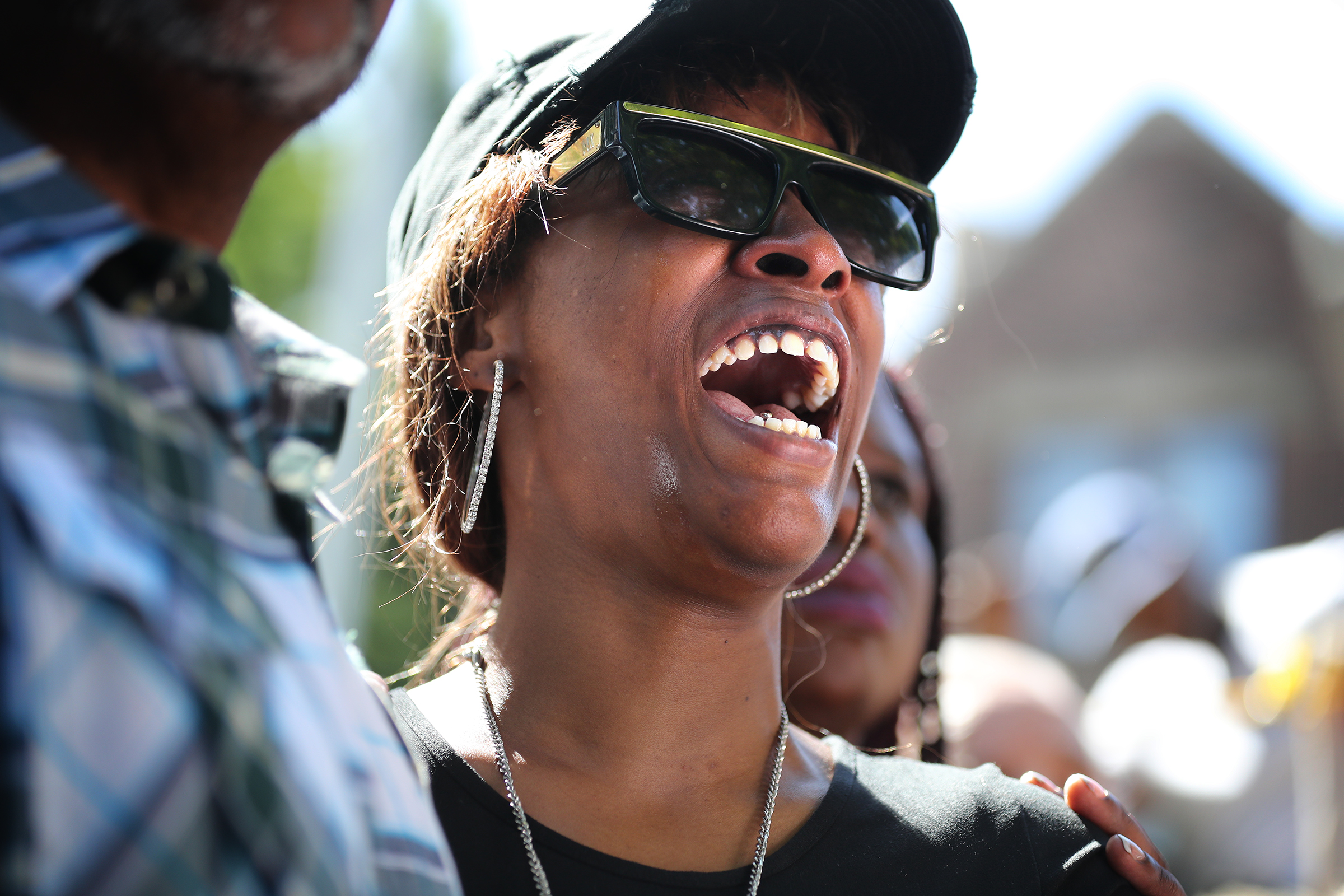 PHOTO: Diamond Reynolds, the girlfriend of Philando Castile, weeps during a press conference at the Governor's Residence in St. Paul, Minnesota, July 7, 2016. 