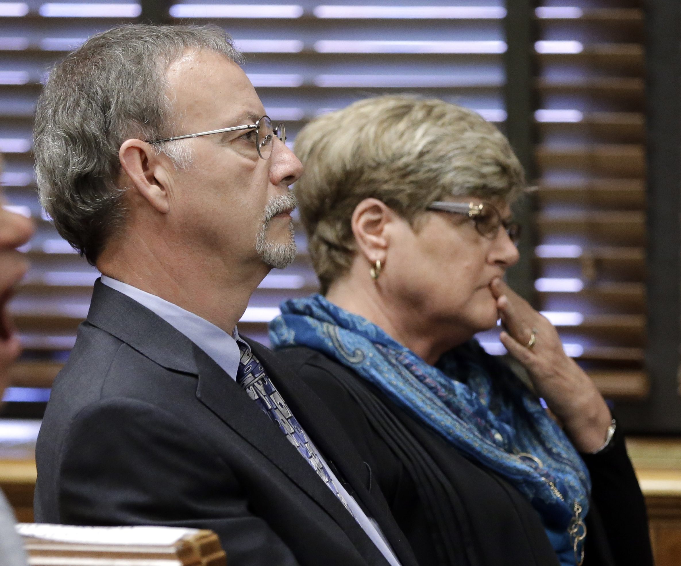 PHOTO:Steven and Paula Andrews, the parents of sportscaster and television host Erin Andrews, listen during court proceedings, March 1, 2016, in Nashville, Tenn.  