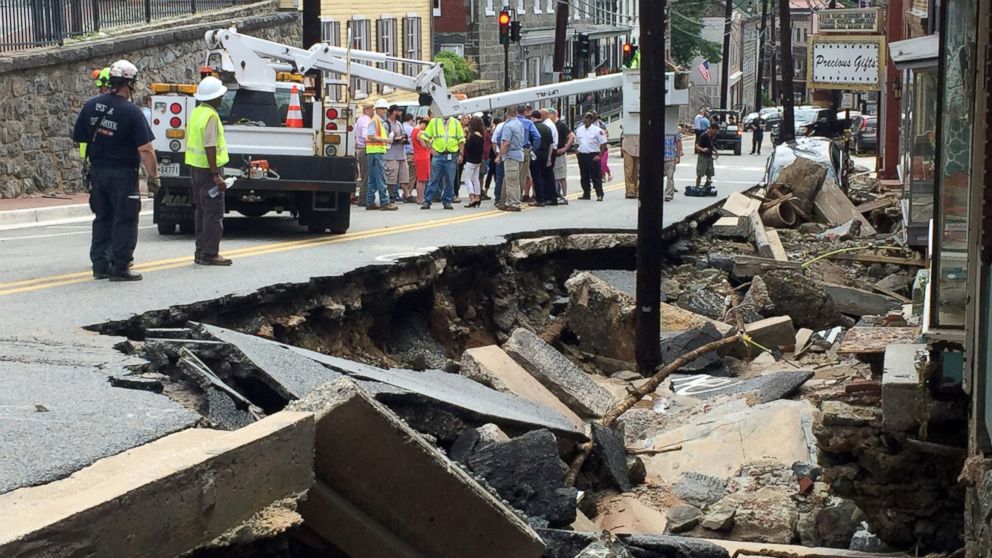 2 Dead, More Than 100 Rescued in 'Historic' Flash Floods in Maryland ...