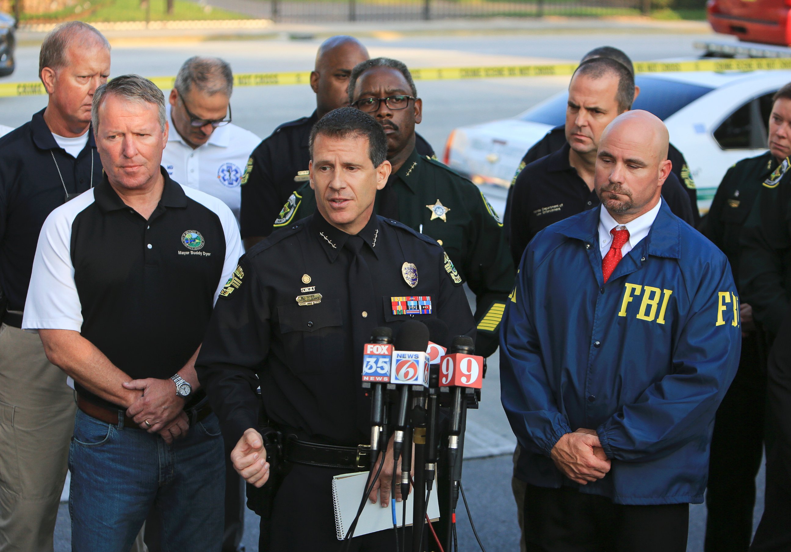 PHOTO: Orlando Police Chief John Mina, center, speaks during a news conference, June 12, 2016, regarding the mass shooting at the Pulse nightclub in Orlando, Fla. 