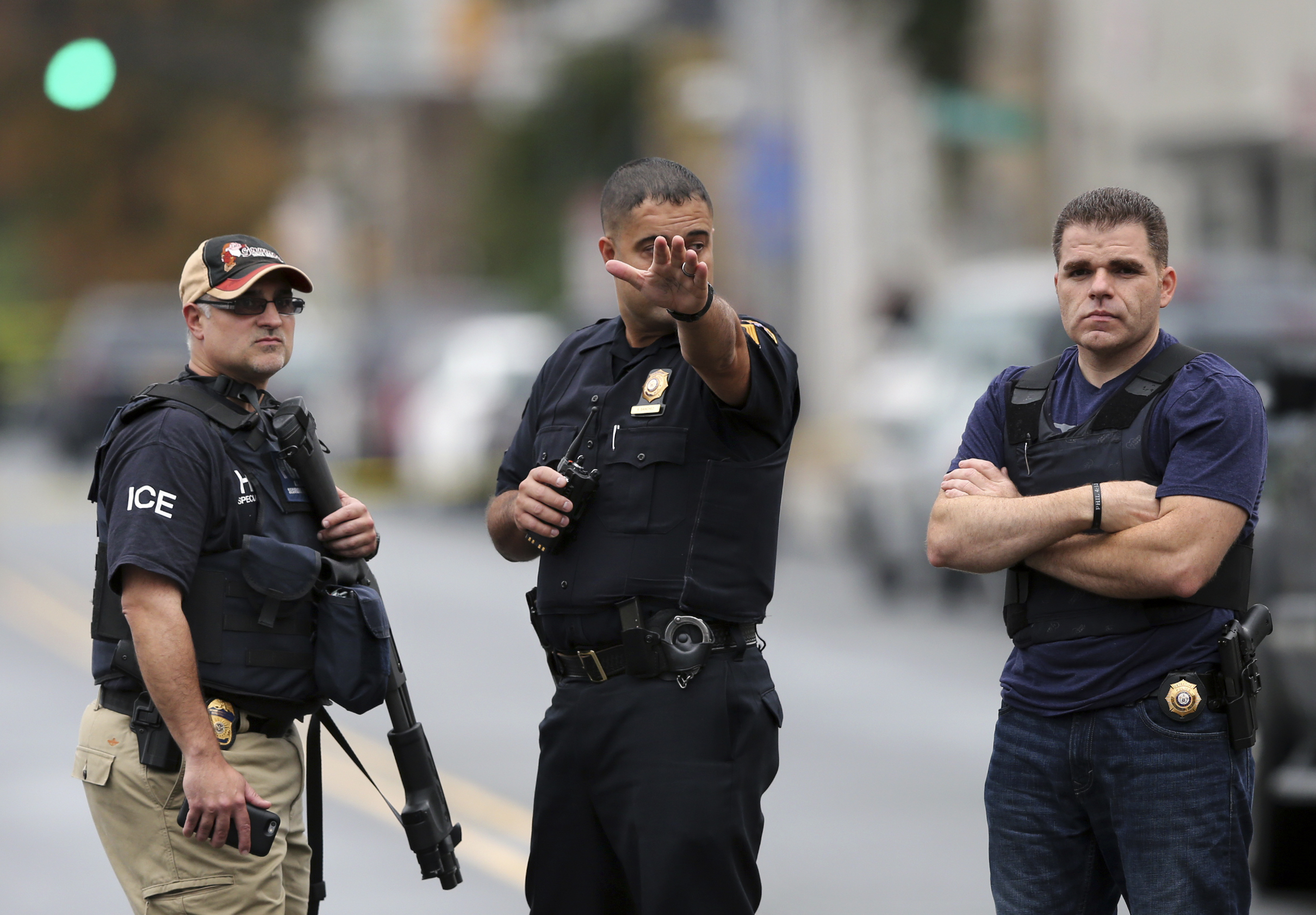 PHOTO: Police officers stand on Elizabeth Ave., in Linden, New Jersey, near where an Afghan immigrant wanted for questioning in the bombings that rocked a New York City neighborhood, Sept. 19, 2016, in Linden. 