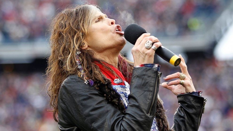 Steven Tyler sings the National Anthem prior to the New England Patriots AFC Championship NFL football game against the Baltimore Ravens, January 22, 2012.