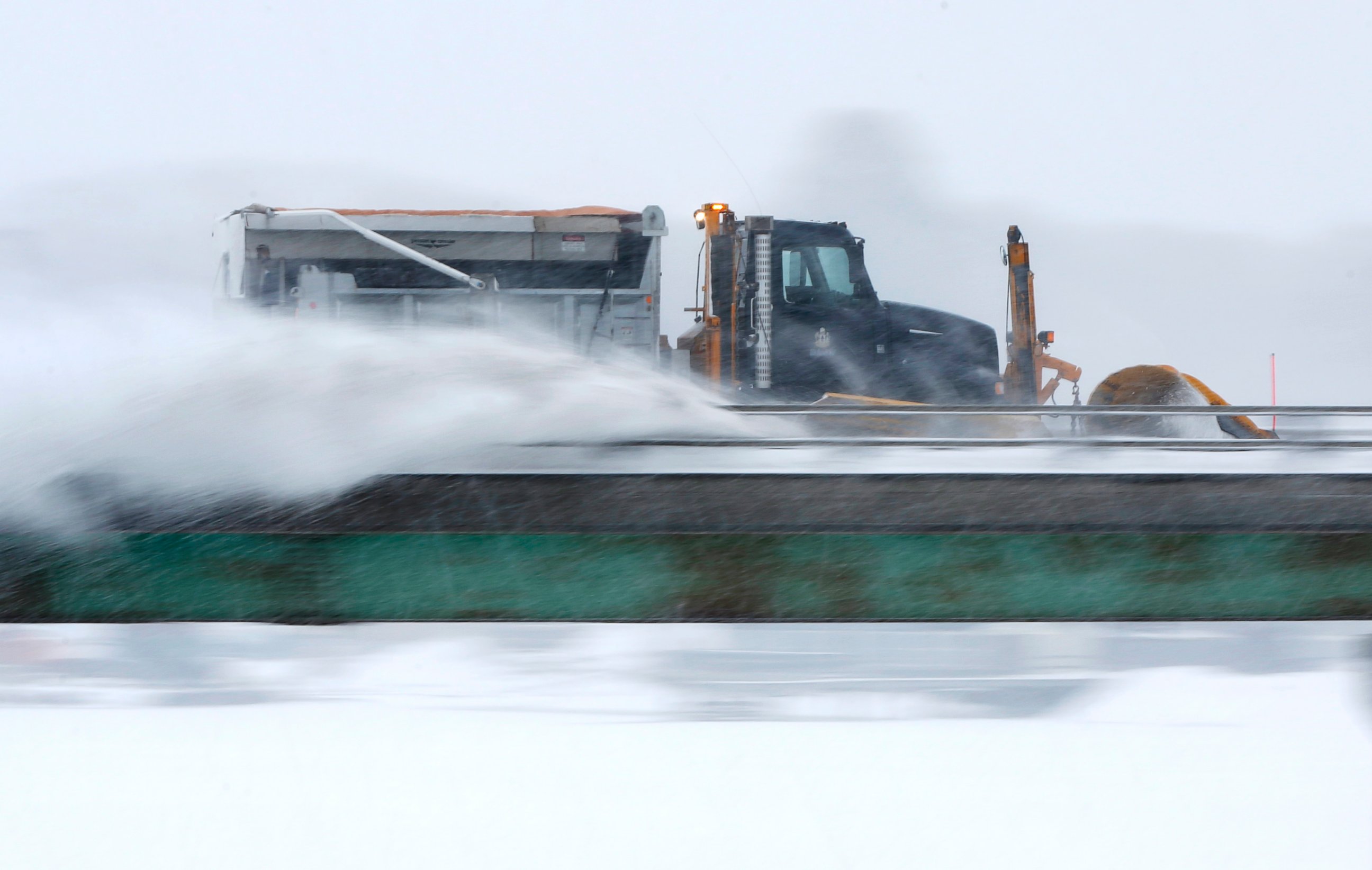 PHOTO: A plow clears snow on I-295 during a winter storm, Feb. 2, 2015, in Yarmouth, Maine.