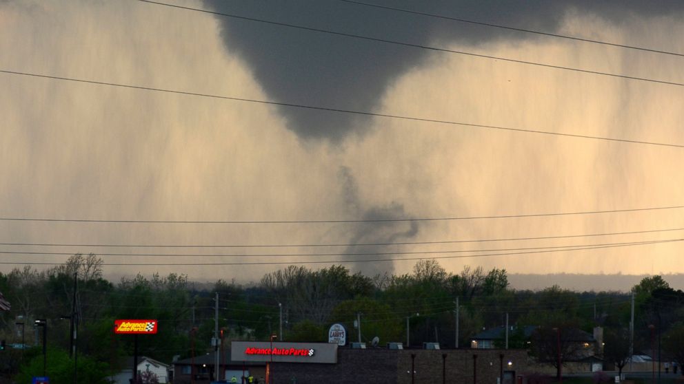 Incredible Images and Videos Show Tornadoes Touching Down in Oklahoma ...