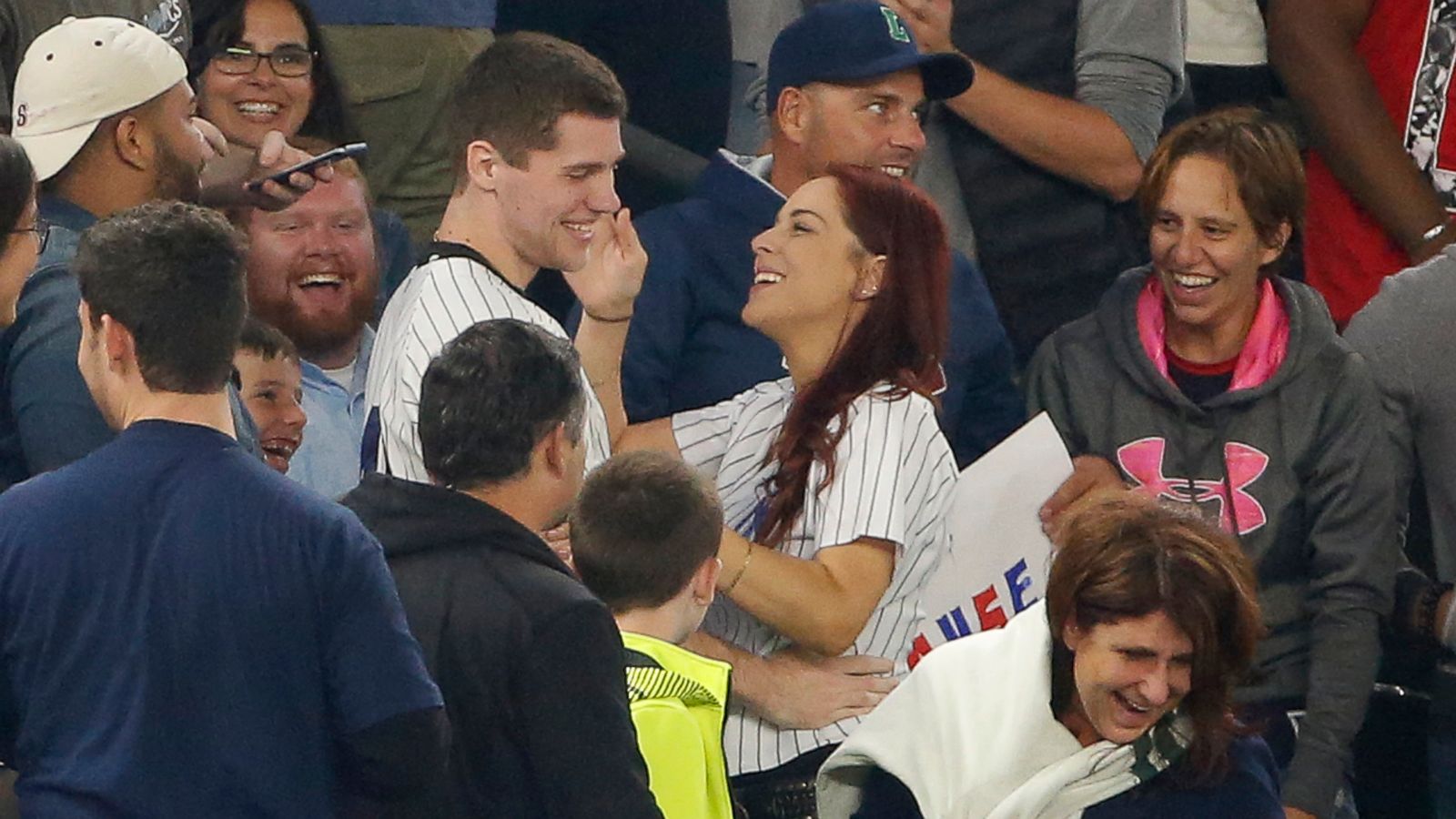 Bro was flabbergasted for a moment I was yelling at the TV why aren't  they hyping him up! - Fans love New York Yankees dugout giving the silent  treatment after teammates first