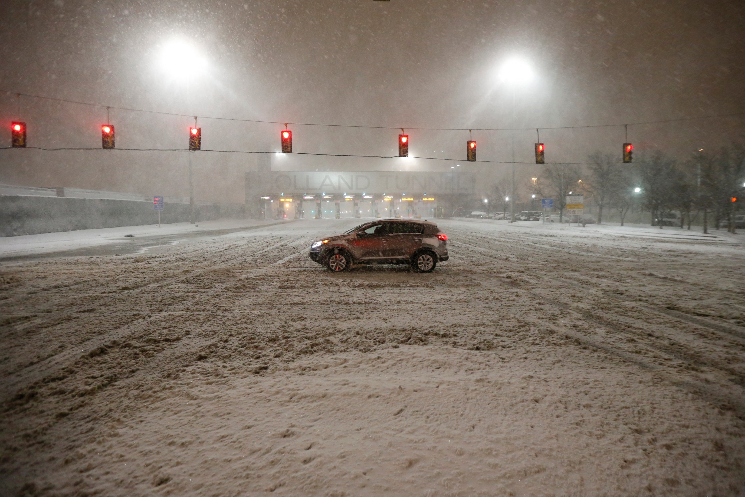 Epic Snowstorm Hits East Coast Photos Image 511 Abc News