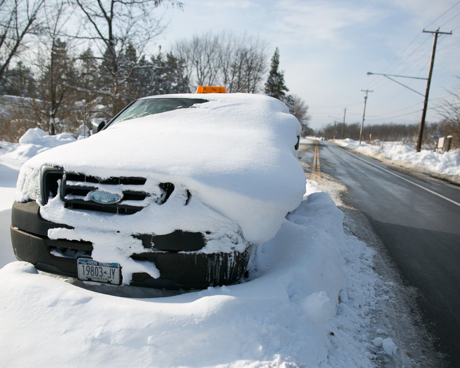 Photos: A Barrage of Snow in Buffalo