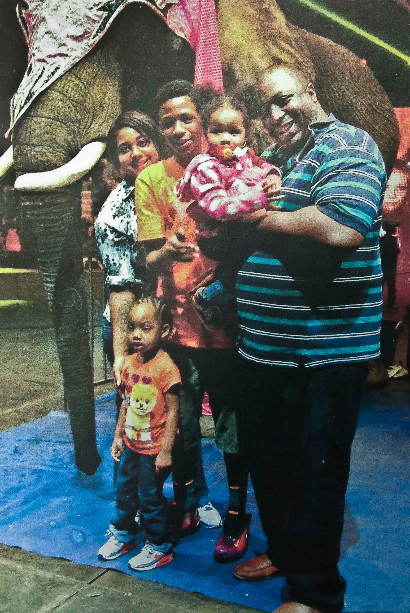 PHOTO: Eric Garner poses with his children in an undated family photo provided by the National Action Network, July 19, 2014.