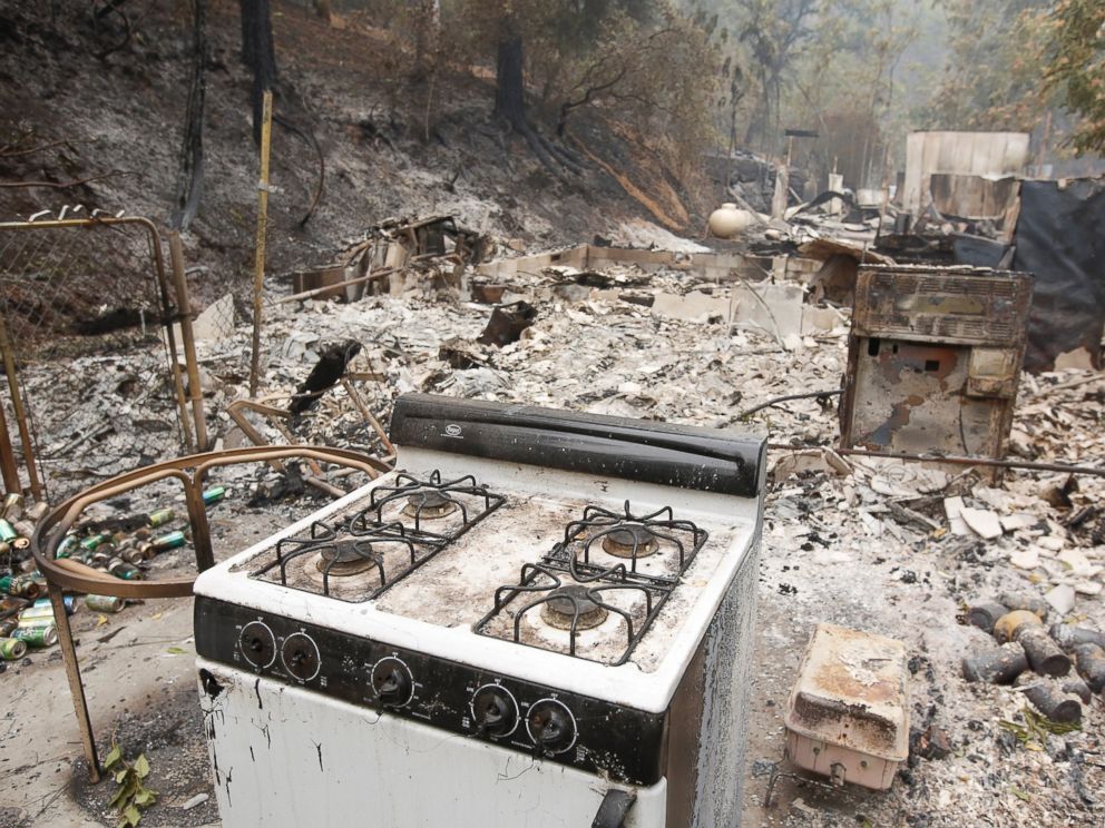 PHOTO: A kitchen stove sits among the remains of home, Sept. 13, 2015, destroyed by a fire near Mokelumne Hill, Calif.