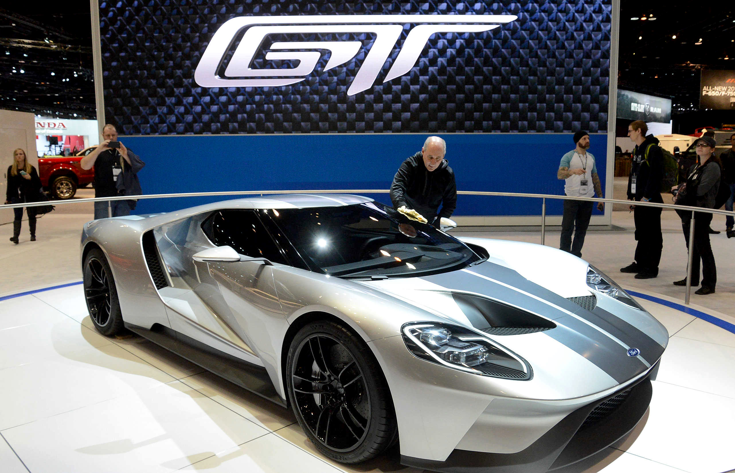 PHOTO: A Ford GT is on display during the media preview of the Chicago Auto Show at McCormick Place in Chicago, Feb. 12, 2015.