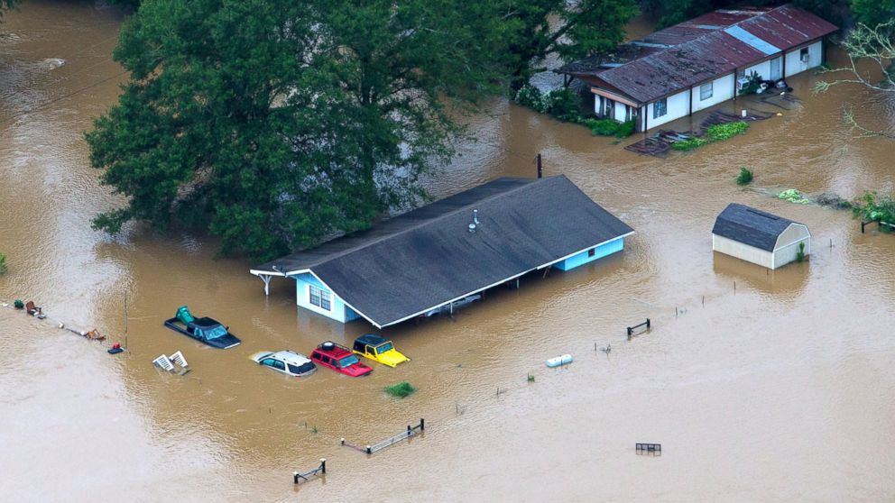 Hurricane Katrina Survivors Forced From Homes Again in Deadly Louisiana Flooding - ABC News