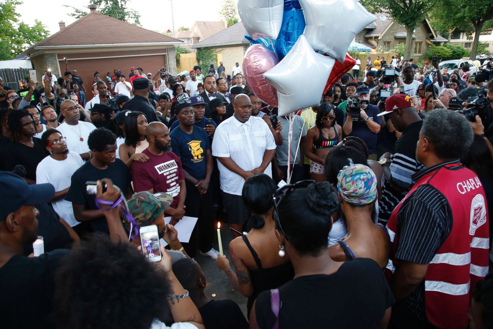 Protests Erupt After Police Shooting In Milwaukee - ABC News