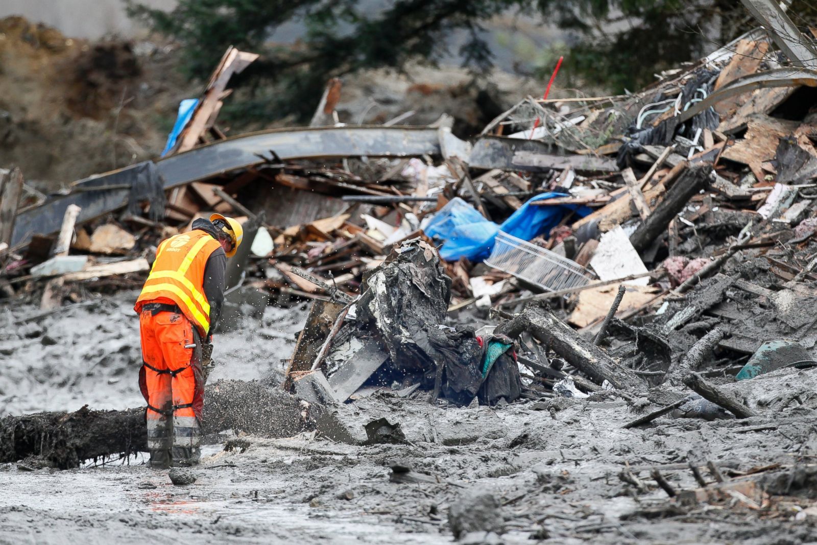 Урок цифры катастрофа в супермаркете. Вашингтон грязь. Landslide in Oso, Washington, USA.