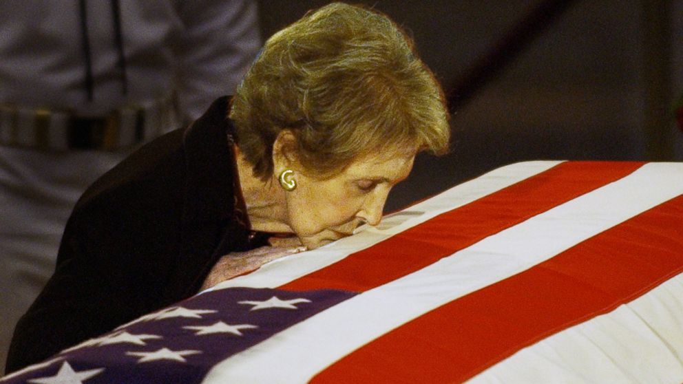 PHOTO: In this June 11, 2004, file photo, former first lady Nancy Reagan kisses the casket of her husband former President Ronald Reagan prior to the removal of his remains from the Capitol Rotunda in Washington.