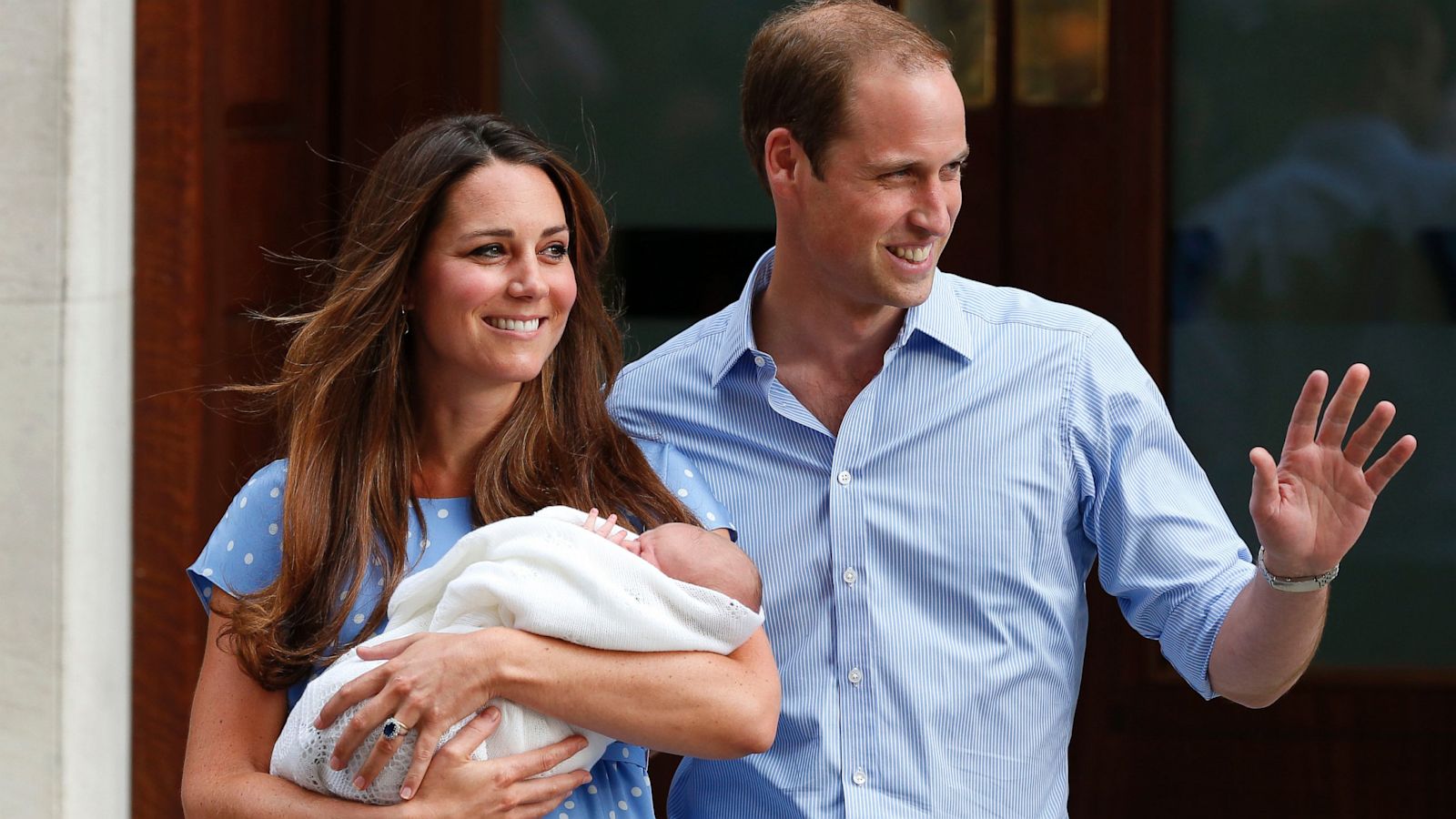 Kate Middleton And Prince William Name Baby George Alexander Louis Abc News