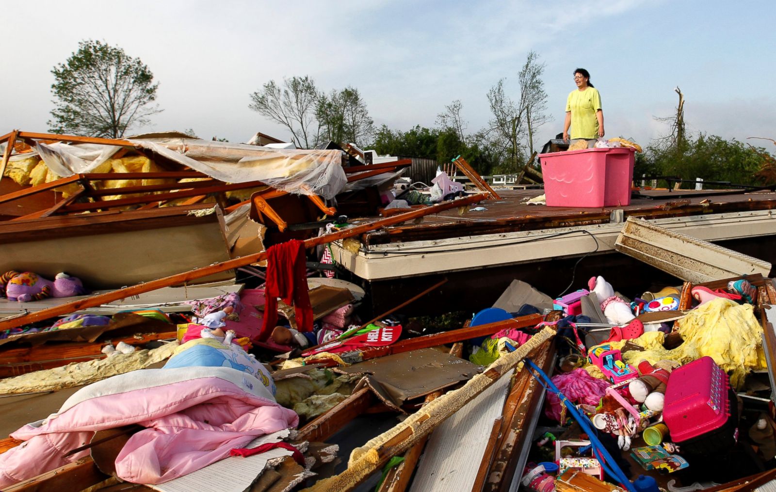 Deadly Tornadoes Tear Through Central, Southern US - ABC News