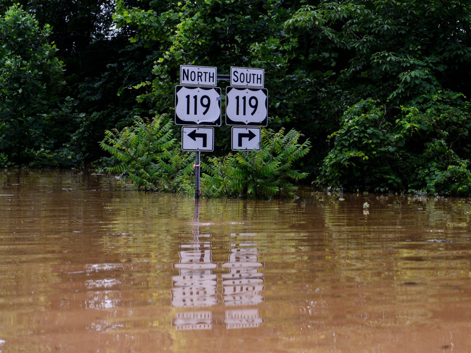 AP West Virginia Flooding 3 Jt 160625 4x3 1600 