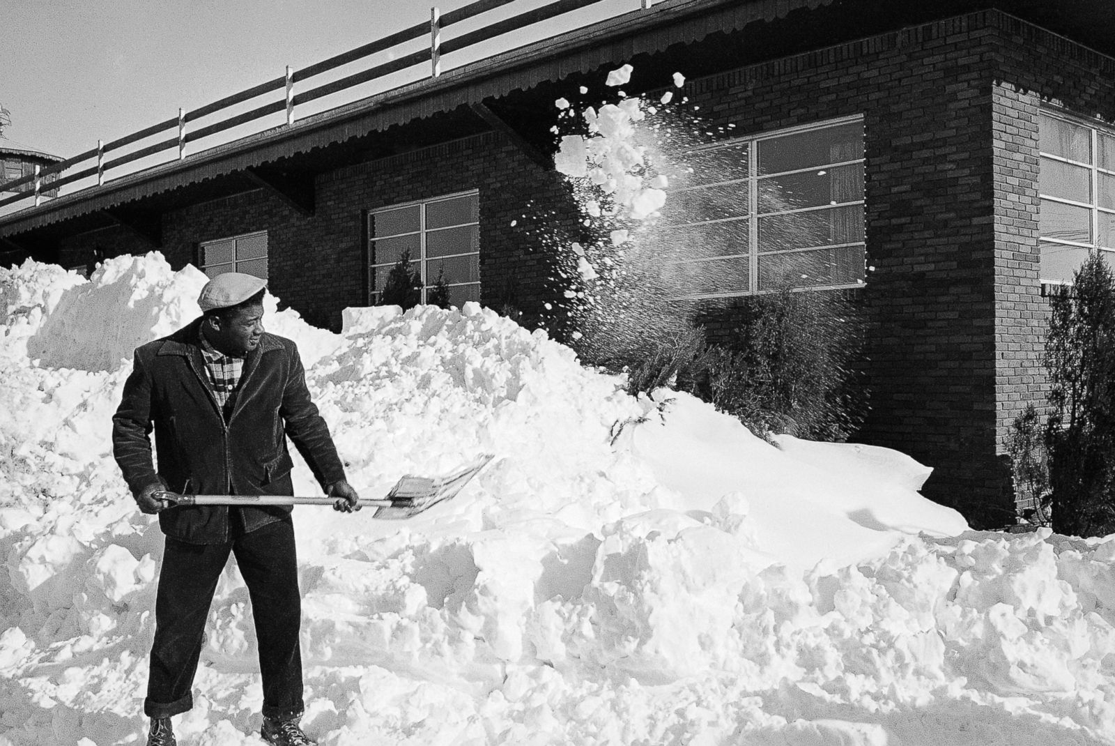 think-this-is-bad-check-out-some-of-the-worst-winter-storms-photos