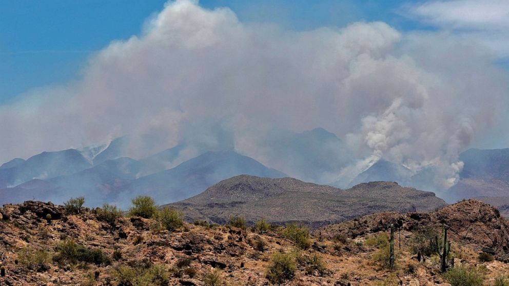 Arizona wildfire doubles in size as California wildfires break out