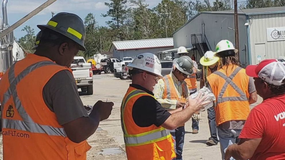 PHOTO: Nonprofit "Operation BBQ Relief" delivering meals in Hammond, Louisiana.