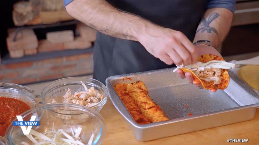 PHOTO: Andrew Rea of Binging With Babish makes "Schitt's Creek" inspired Enchiladas with "The View" co-host Sara Haines.