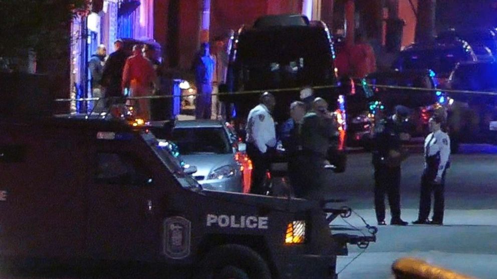 PHOTO: Police officers respond to Bennett Place and N. Fremont Avenue after a call went out that an officer is shot, Nov. 15, 2017, in Baltimore, Md.  