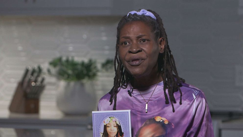 PHOTO: Betty Davis holding a picture of her daughter Frankita Davis.