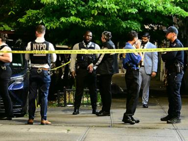 Suspect sought in shooting of 8 people, including 4 children, in Coney Island: NYPD