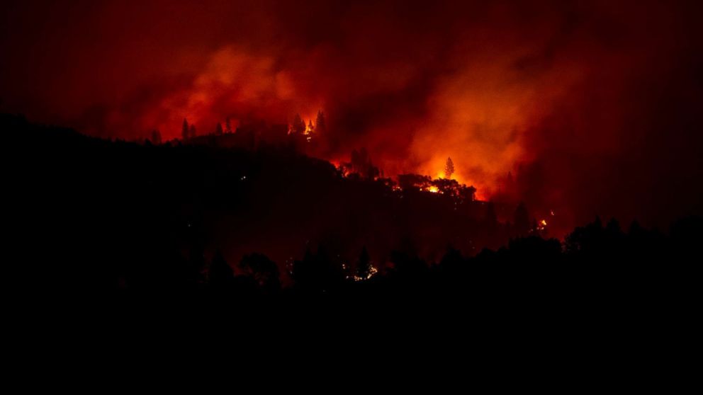 PHOTO: The Camp Fire burns along a ridge near Big Bend, Calif., Nov. 10, 2018. 