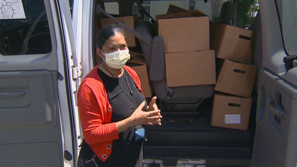 PHOTO: Candida Garcia, a volunteer with the Maryland League of Conservation Voters, has been helping to hand out food to families in need. 