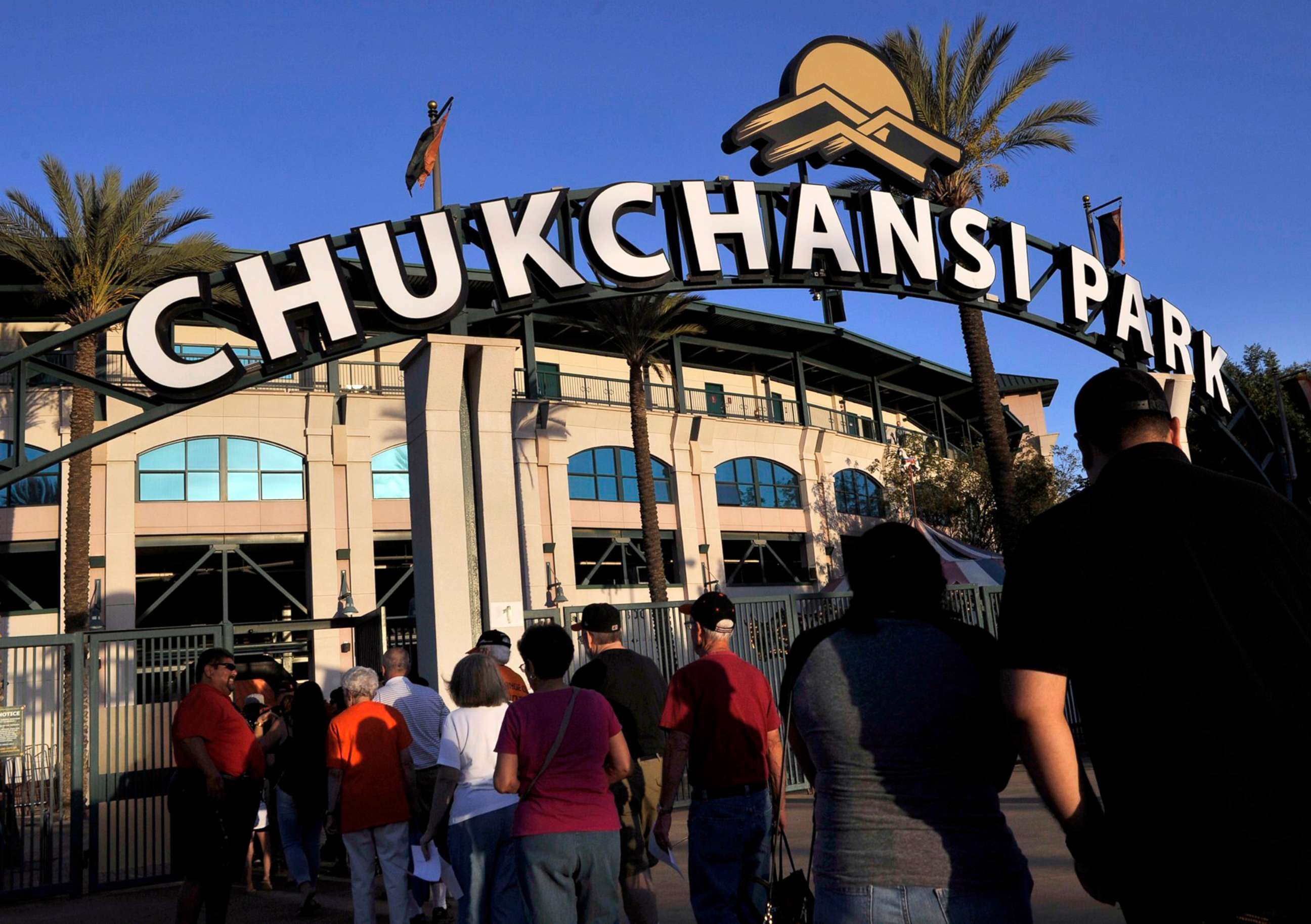PHOTO: Fans arrive at Chukchansi Park in Fresno, Calif., Sept. 18, 2015, for a minor-league baseball game between the Fresno Grizzlies and the Round Rock Express. 
