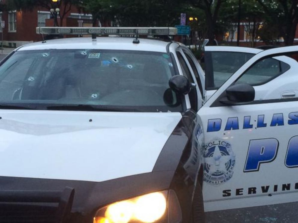 PHOTO: A June 13, 2015, photo tweeted by the Dallas Police Department showing a squad car that was fired upon.